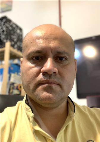 Estudios superiores de música. experiencia en: lenguaje musical, audio percepción, instrumento (piano, teclado, guitarra, bajo, flauta travesera, flauta dulce, ukelele, canto)