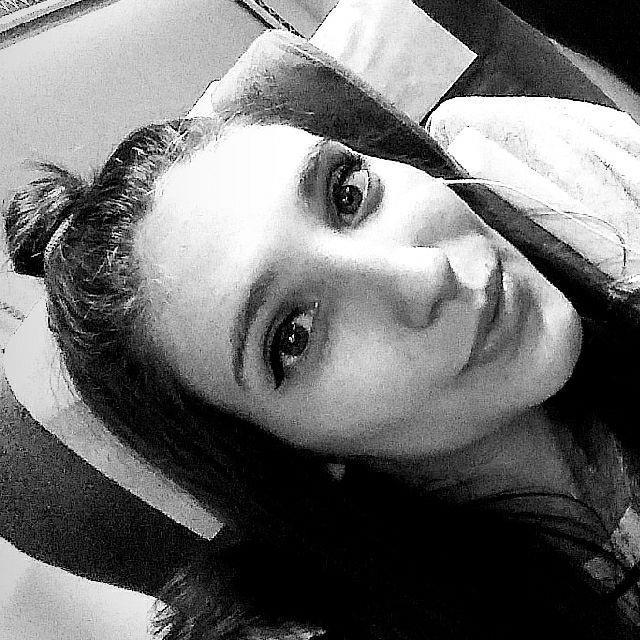 Tengo mucha paciencia para enseñar, y soy una chica muy dinamica