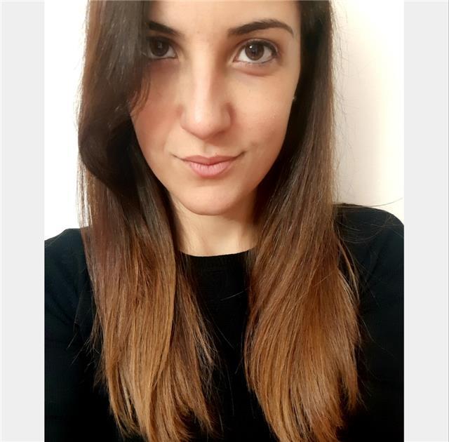 Laureata in economia propone lezioni di matematica per studenti delle medie e delle superiori