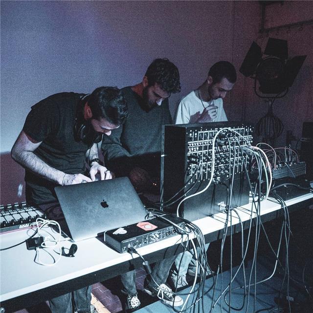 Insegnante produzione audio, mixing cerca adulti a roma e provincia