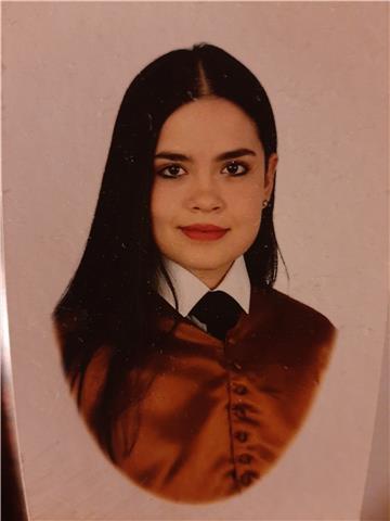 Doy clases particulares a alumn@s de primaria y secundaria. tengo un grado en ingeniería agraria y estoy haciendo el máster en ingeniería agraria