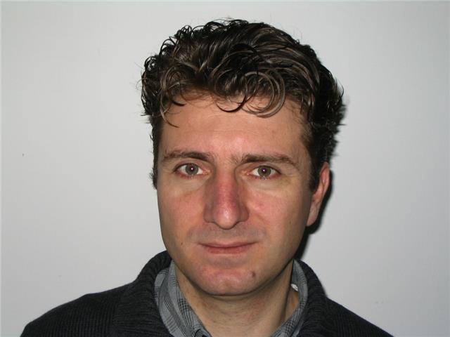 Professore con pluriennale esperienza in informatica, matematica e elettronica