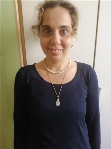 Diplomata magistrale con esperienza nelle scuole primarie disponibile a dare ripetizioni in tutte le materia. Serietà e professionalità. Capacità di empatia con bambini diversi