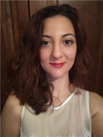 Studentessa in lingue moderne, letteratura ed insegnamento offre ripetizioni di francese intensive