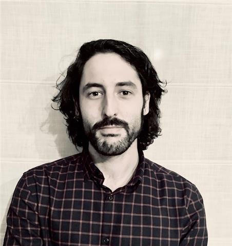 Profesor de música y sonido en audiovisual ofrece clases de post producción de sonido y música. tanto para gente que quiera empezar desde cero, como para profesionales. también cursos de protools (todos los niveles)