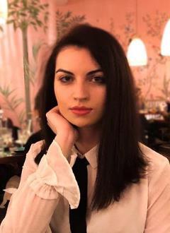 Studentessa per ripetizioni d'inglese