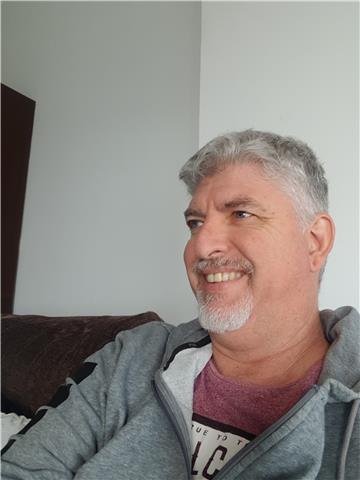 Profesor de inglés nativo imparte clases, cursos de conversación