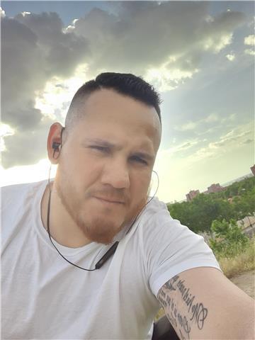 Soy profesor de educación física deporte y recreación, deporte , colectivo, actividades al aire libre