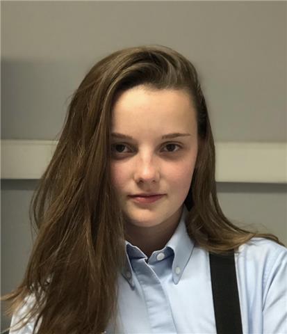 Etudiante donne des cours d’anglais, pour élèves de primaire à Bac