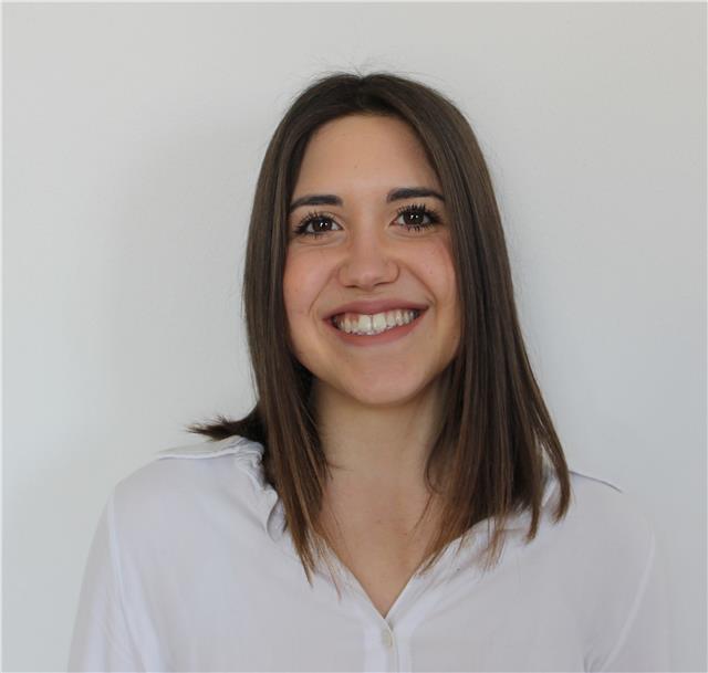 Dottoressa in economia impartisce ripetizioni di matematica per studenti delle scuole primarie e secondarie, nonché aiuto compiti per studenti delle scuole elementari e medie. Il focus è quello di trasmettere competenze ma soprattutto un metodo di studio 