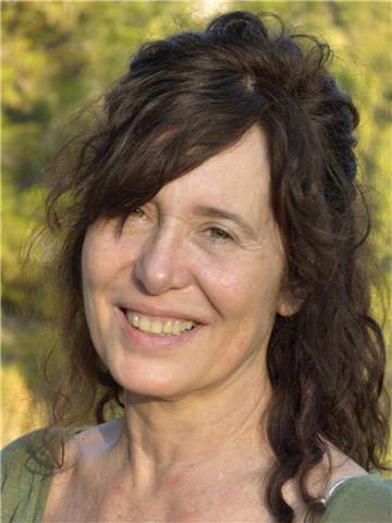 Un saludo a todos los que queráis aprender español. soy profesora de ele y arqueóloga. doy clases muy entretenidas presenciales y on line