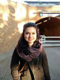 Insegnante di scuola media, con laurea specialistica conseguita in germania, propone lezioni/ripetizioni di tedesco