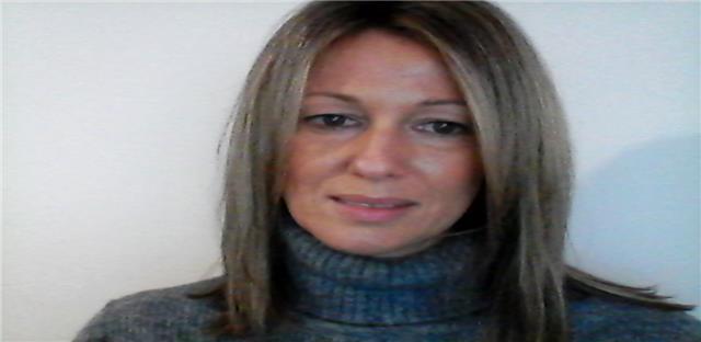 Sono un formatore, da diversi anni insegno materie umanistiche a giovani adolescenti della formazione professionale.
Sono disponibile come aiuto compiti per la scuola elementare, preferibilmente presso il mio domicilio ma valuto anche domicilio dell'alunn