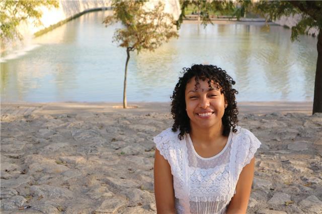 ¡buenas tardes! 

soy daniela guerrero, estudiante de música y educación infantil y me gustaría complementar mis estudios con el cuidado de niños y niñas. 

ofrezco servicios de cuidados de niños y niñas y además atiendo necesidades educativas especia