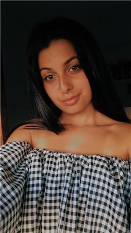 Studentessa diplomata presso il liceo linguistico con certificazione Cambridge offre lezioni private di inglese