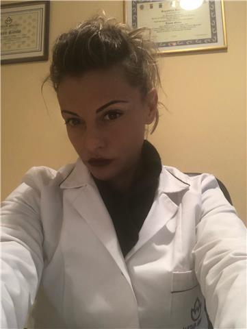 Dottoressa in chimica e tecnologia farmaceutiche impartisce lezioni in tutte le materie per alunni di scuole elementari e medie mentre chimica biologia e matematica per alunni di scuole superiori