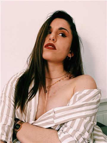 Alumna seria que puede ayudar a la gente de la ESO con matemáticas aplicadas