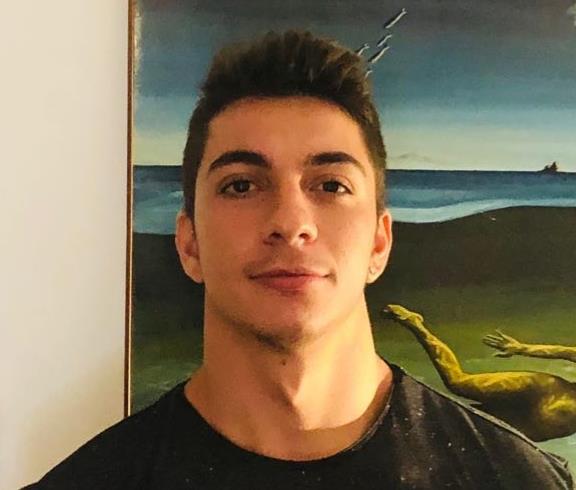 Dottore in scienze biologiche, studente magistrale nello studio del comportamento animale