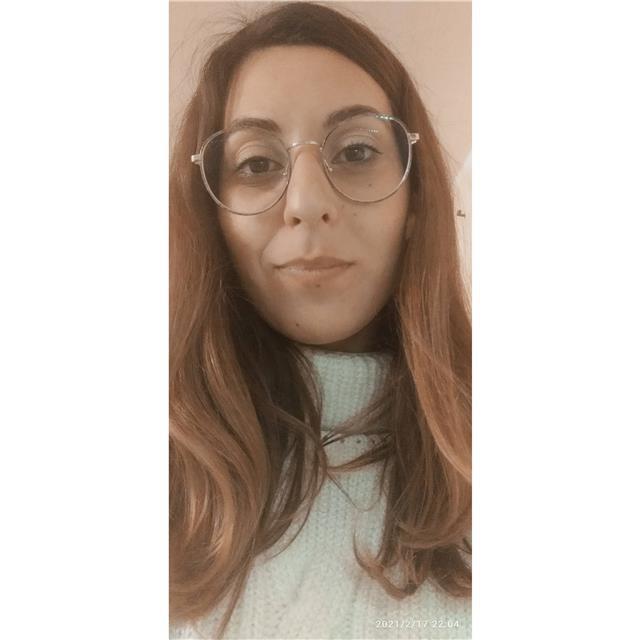 Laureata in scienze e lingue per la comunicazione offre lezioni private di inglese e spagnolo a catania