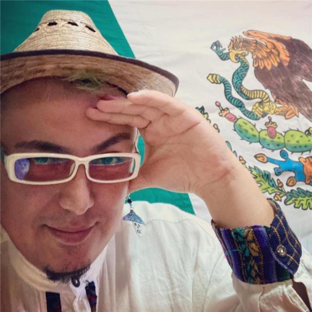 Profesor con formación en ciencias sociales para dar atractivas clases de historia desde la CDMX