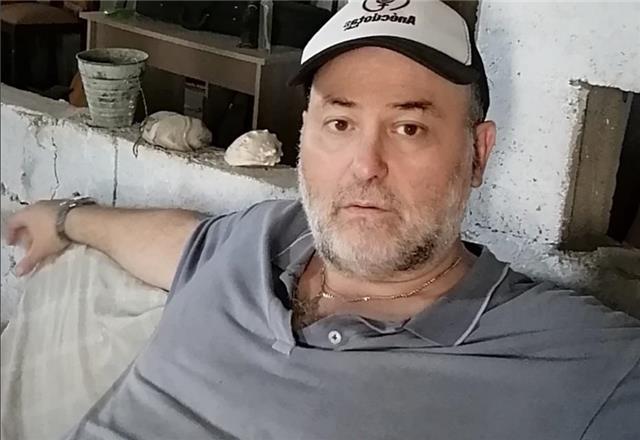 Docente de areas de la comunicaión dicta clases