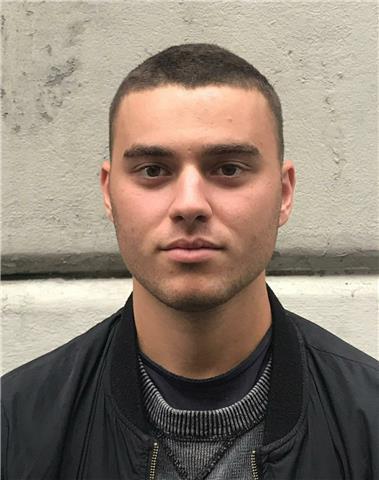 Studente di economia impartisce lezioni di matematica