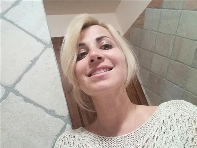Insegnante di spagnolo abilitata per medie e superiori offre lezioni presenziali e online