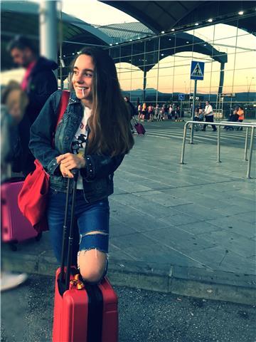 Profesora de inglés, da clases particulares a niños o menores