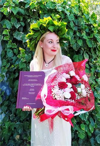Laureata magistrale in lettere con il massimo dei voti offre lezioni private di metodo di studio, materie umanistiche e francese
