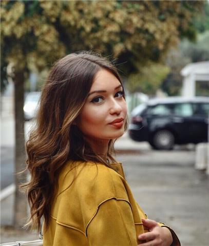 Studentessa di mediazione linguistica offre ripetizioni di inglese, italiano e all’occorrenza anche storia e geografia