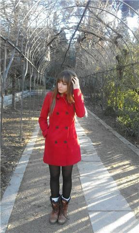 Estudiante de filología inglesa y enseñanza de secundaria se ofrece para dar clases particulares a domicilio