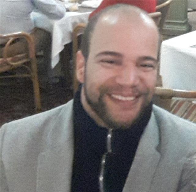 Profesor de biología de clases particulares da clases de química y biología