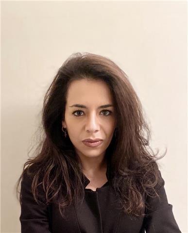 Avvocato impartisce lezioni a supporto esami universitari/redazione tesi