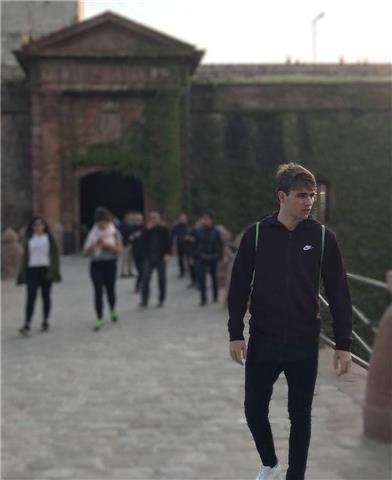 Clases de matemáticas, programación y física para alumnos de eso y bachillerato, barcelona, catalán, castellano o inglés