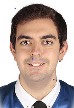 Estudiante de ingeniería electrónica y física da clases de diversas asignaturas de ciencias