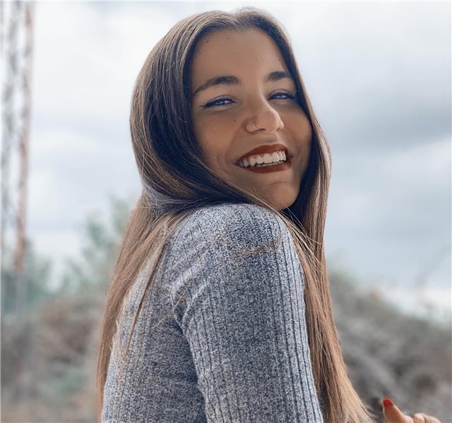 Doy clases de castellano, inglés y catalán desde niños de primaria hasta 4 de la eso