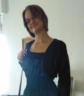 Docente laureata in lingue, 18 anni di esperienza nell'insegnamento