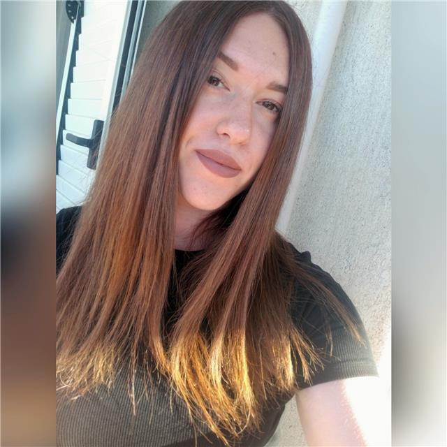 Studentessa universitaria impartisce ripetizioni di materie umanistiche e linguistiche