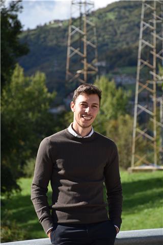 Ragazzo laureato offre ripetizioni di matematica. disponibile anche per aiuto compiti