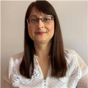 Soy profesora titulada con más de 36 años de experiencia en la enseñanza imparto clases particulares de piano y lenguaje musical