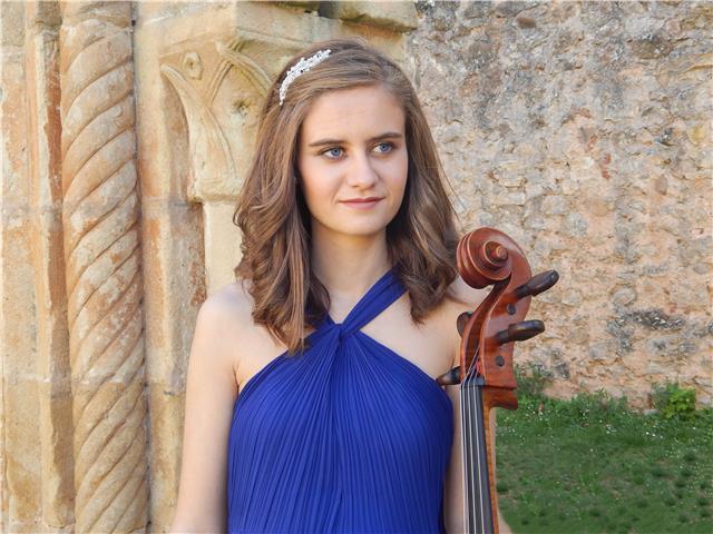 Doy clases particulares de violonchelo, lenguaje musical, música, inglés, francés y refuerzo asignaturas de educación primaria