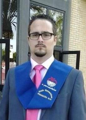 Estudiante de matemáticas e informática imparte clases de matemáticas con posibilidad de física y química