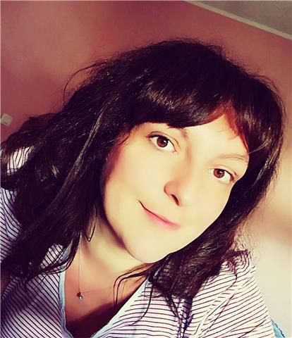 Insegnante diplomata in conservatorio e musicoterapeuta