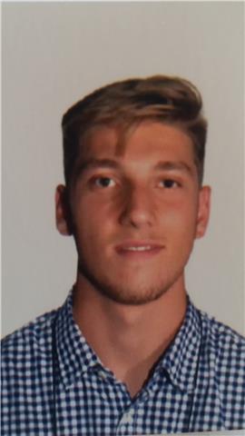 Profesor de primaria que ofrece clases de refuerzo para todas las materias, entre ellas, matemáticas, inglés, lengua y ciencias