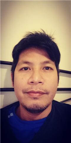 English teacher with ielts of 7.5 taken in australia