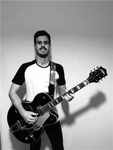 Clases de guitarra eléctrica, acústica y flamenca. Armonía, composición e improvisación. Online o presencial