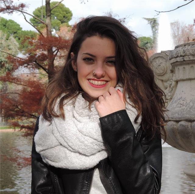 Soy graduada de magisterio e imparto clases particulares de educación primaria