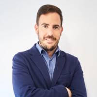 Director de Marketing Digital y eCommerce en activo, con más de 10 años de experiencia, ofrece clases 100% prácticas de SEO, SEM (Google Ads), Social Ads (Facebook e Instagram) y Growthhacking