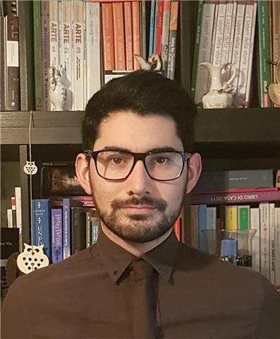 Professore di matematica laureato, specializzato nell' insegnamento offre lezioni di MATEMATICA (e materie affini)