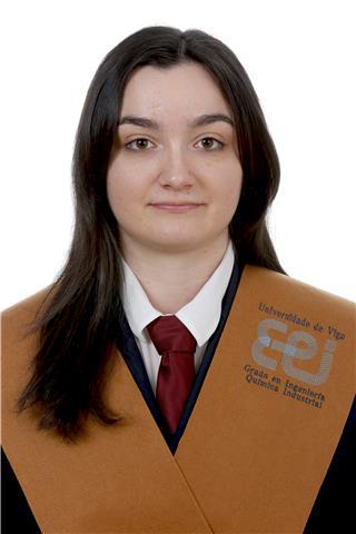 Ingeniera industrial superior da clases de refuerzo escolar de distintos niveles